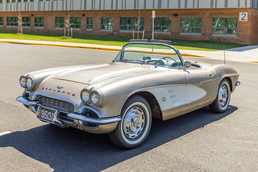1961 Chevrolet Corvette C1 - Image 2 of 31
