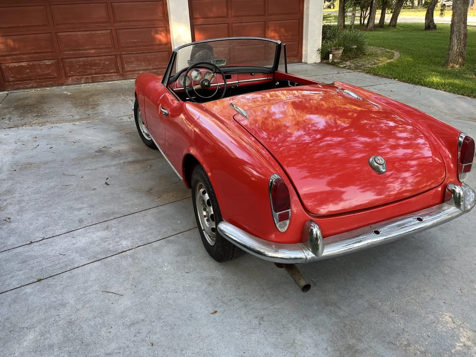1962 Alfa Romeo Giulietta - Image 13 of 31