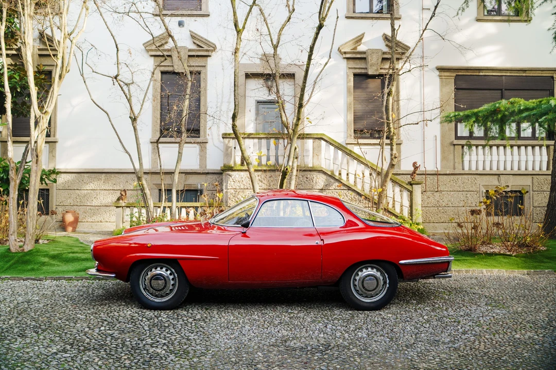 1963 Alfa Romeo Giulietta Sprint Speciale - Image 5 of 31