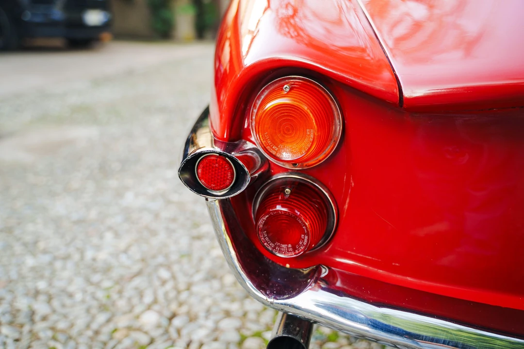 1963 Alfa Romeo Giulietta Sprint Speciale - Image 28 of 31