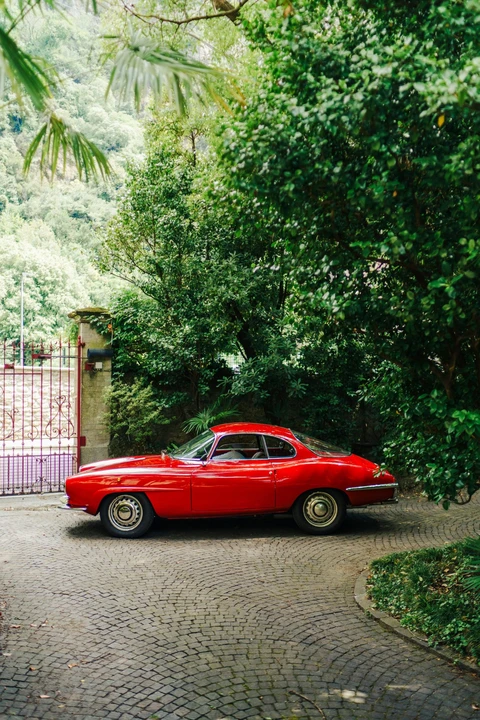 1963 Alfa Romeo Giulietta Sprint Speciale - Image 11 of 31