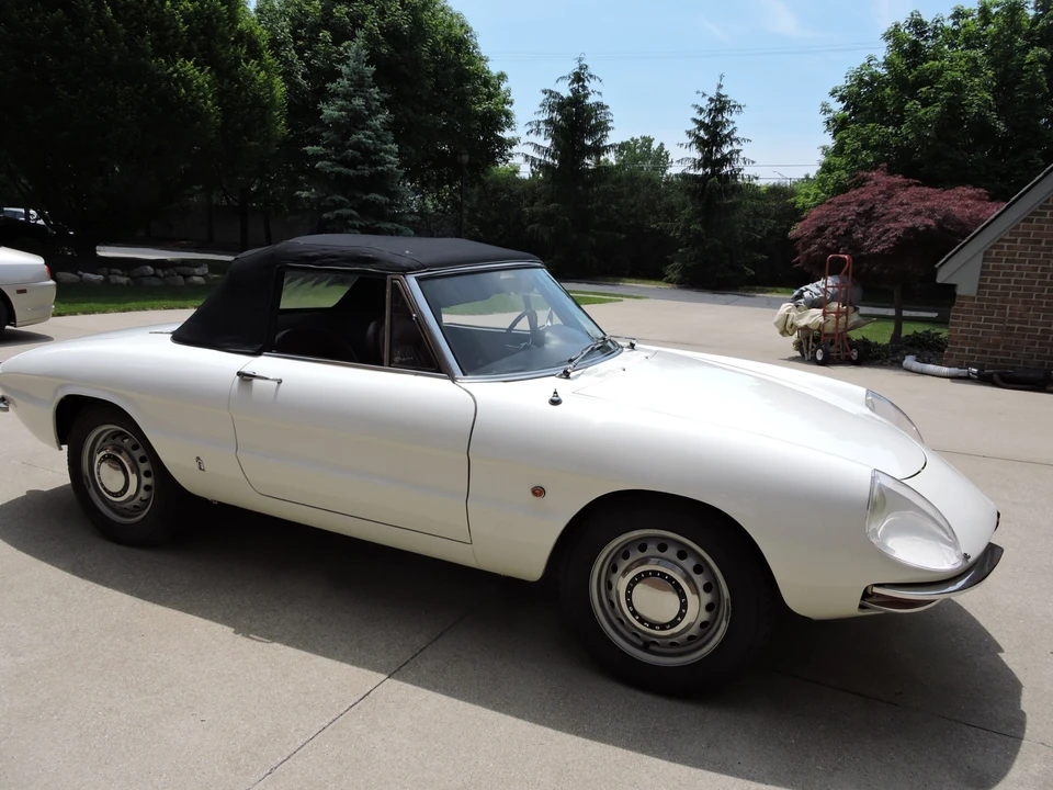 1967 Alfa Romeo Series 1 - Image 2 of 31