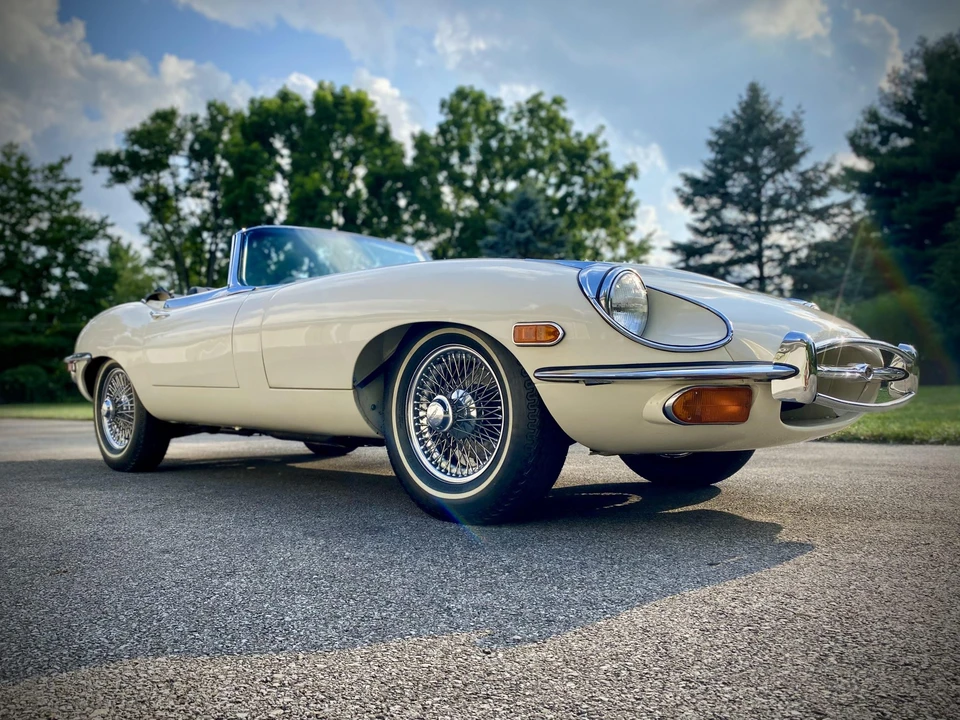 1969 Jaguar E-Type Series 2 - Image 12 of 31