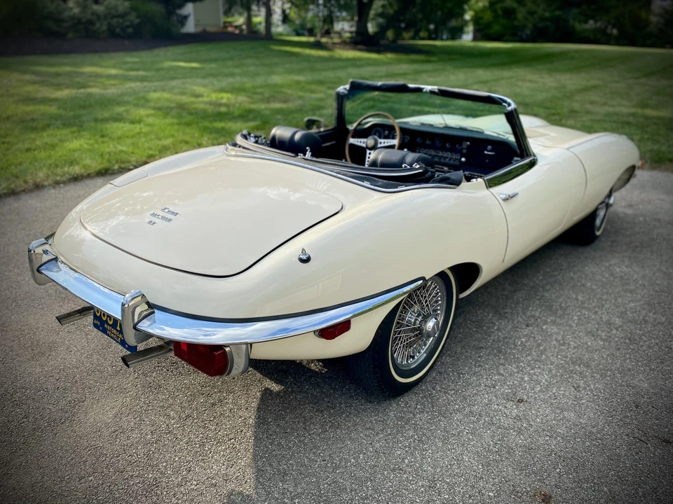 1969 Jaguar E-Type Series 2 - Image 16 of 31