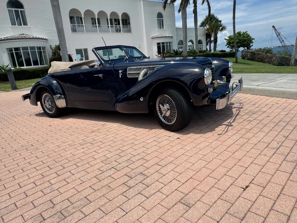 1969 Cord - Image 23 of 31