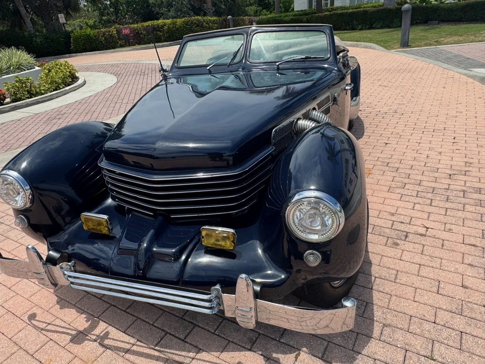1969 Cord - Image 2 of 31