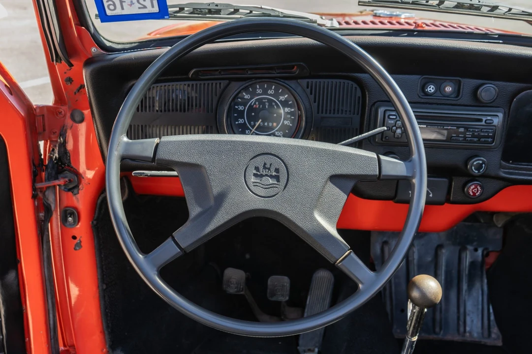 1972 Volkswagen Super Beetle - Image 5 of 7