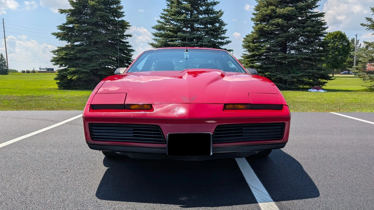 1982 Pontiac Firebird Trans Am 3rd Gen - Image 9 of 31