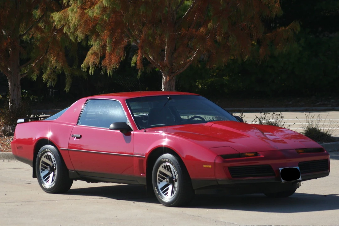 1982 Pontiac Firebird Trans Am 3rd Gen - Image 12 of 31