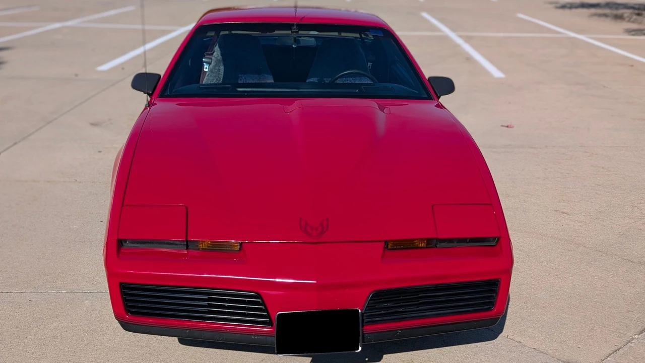 1982 Pontiac Firebird Trans Am 3rd Gen - Image 6 of 31