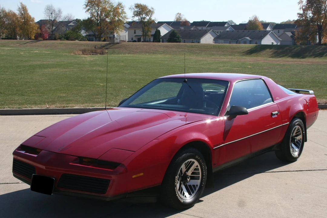 1982 Pontiac Firebird Trans Am 3rd Gen - Image 3 of 31