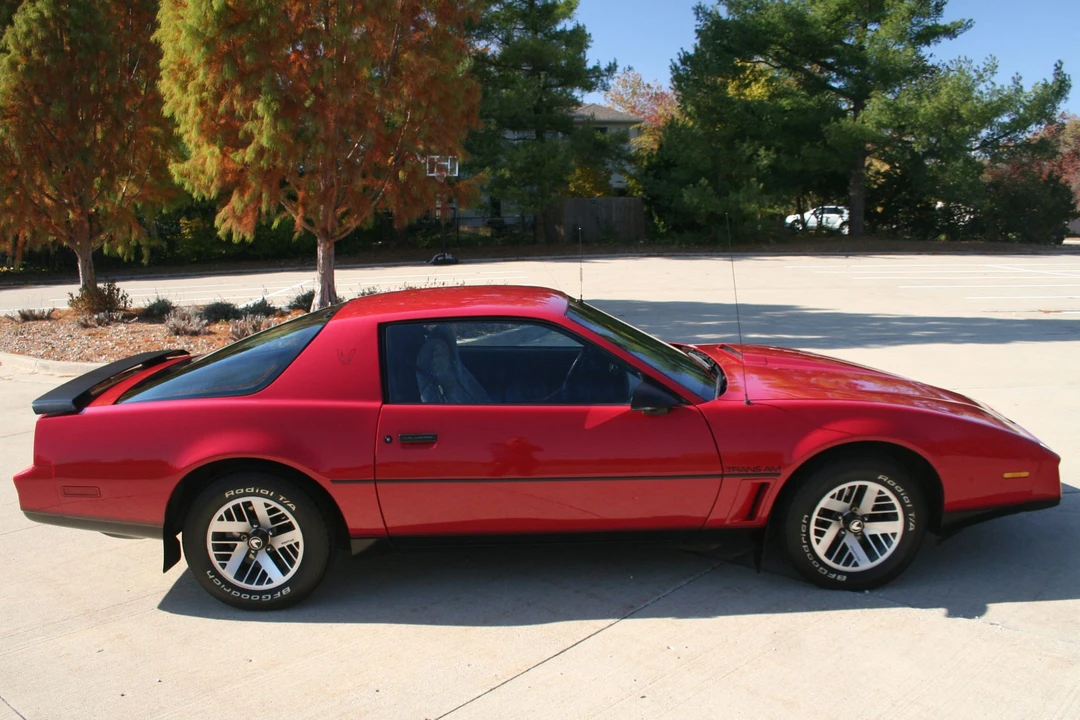 1982 Pontiac Firebird Trans Am 3rd Gen - Image 16 of 31