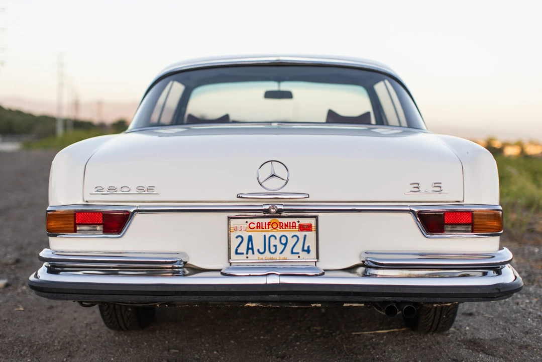 1970 Mercedes-Benz W111 280SE 3.5 Coupe - Image 11 of 31