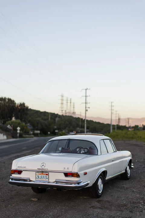1970 Mercedes-Benz W111 280SE 3.5 Coupe - Image 12 of 31