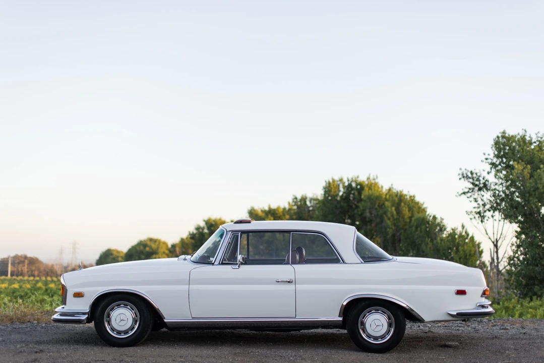 1970 Mercedes-Benz W111 280SE 3.5 Coupe - Image 7 of 31