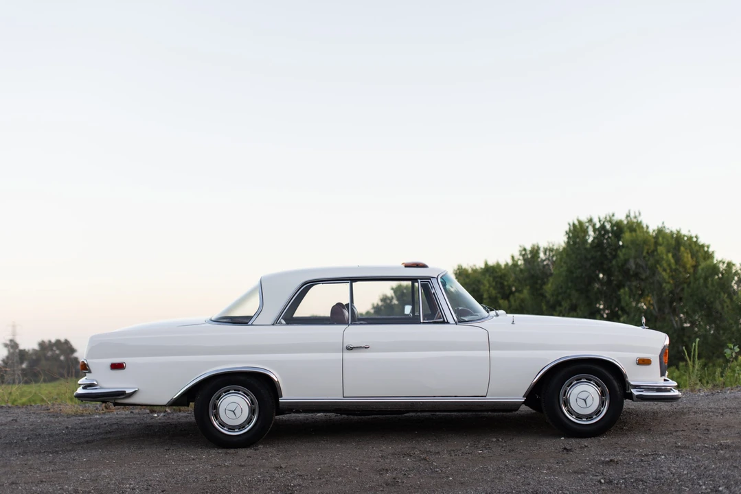 1970 Mercedes-Benz W111 280SE 3.5 Coupe - Image 14 of 31