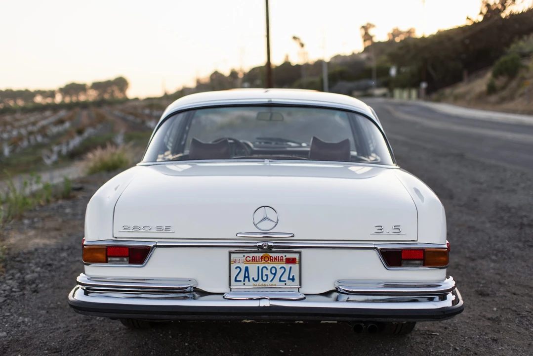 1970 Mercedes-Benz W111 280SE 3.5 Coupe - Image 10 of 31