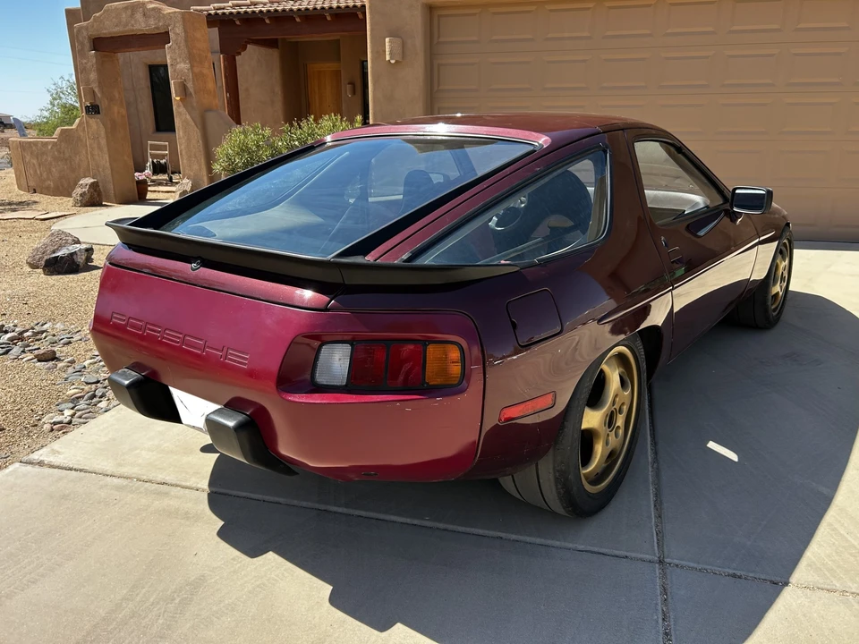 1984 Porsche 928 S - Image 16 of 31