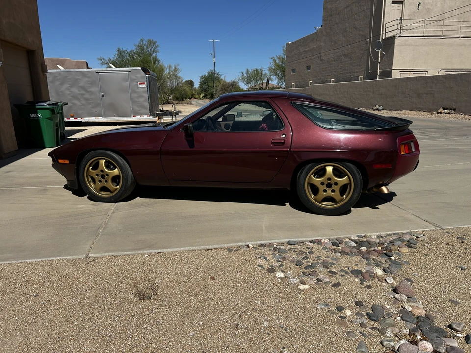1984 Porsche 928 S - Image 11 of 31