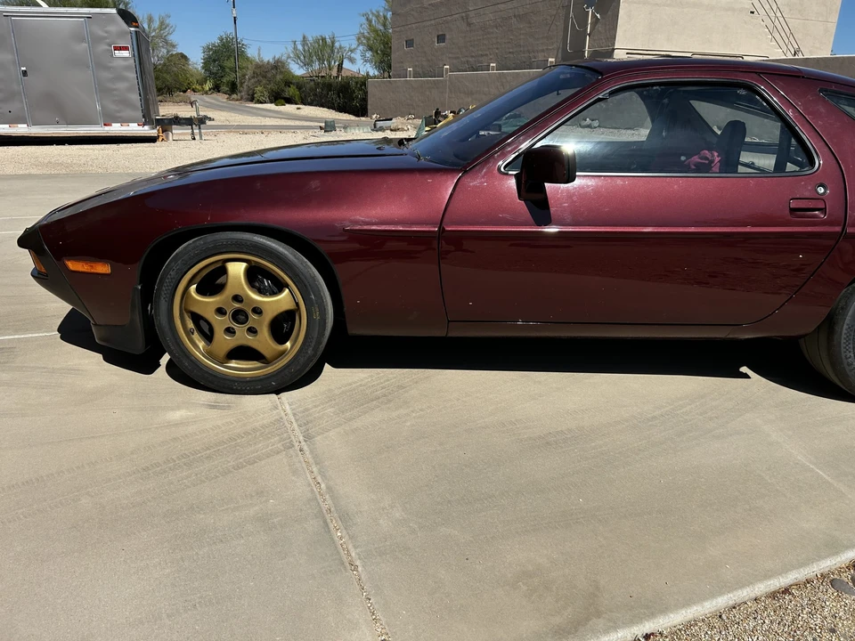 1984 Porsche 928 S - Image 28 of 31