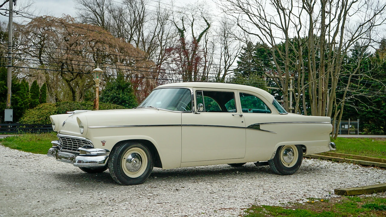 1956 Ford Customline - Image 4 of 31