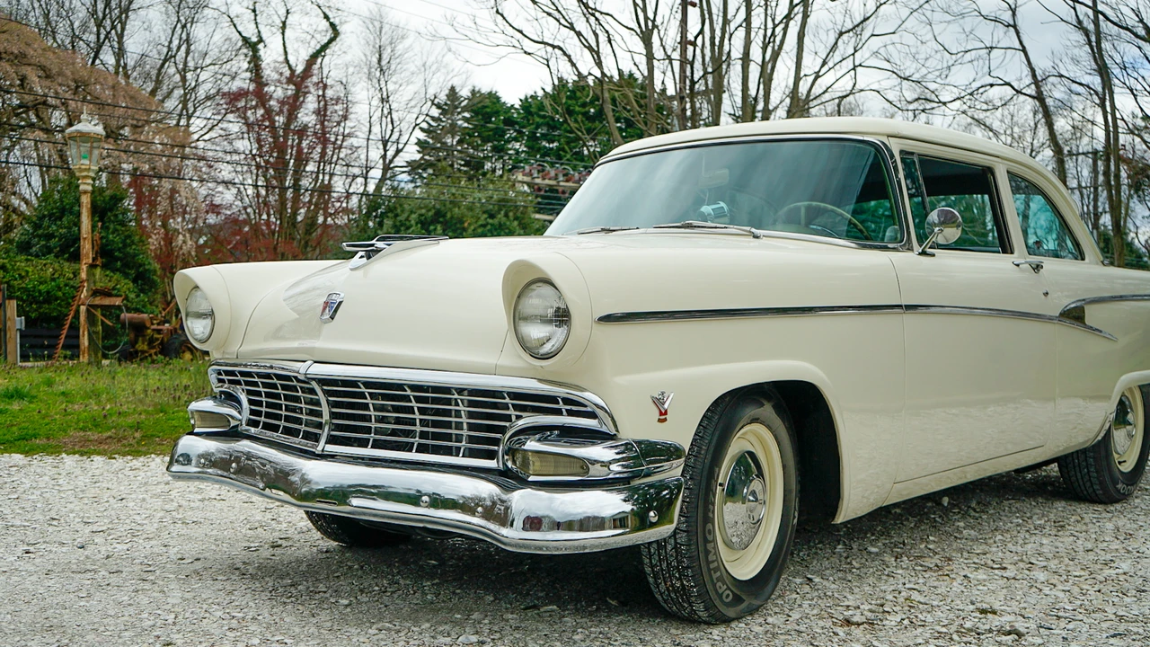 1956 Ford Customline - Image 21 of 31