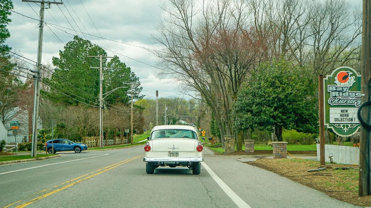 1956 Ford Customline - Image 9 of 31