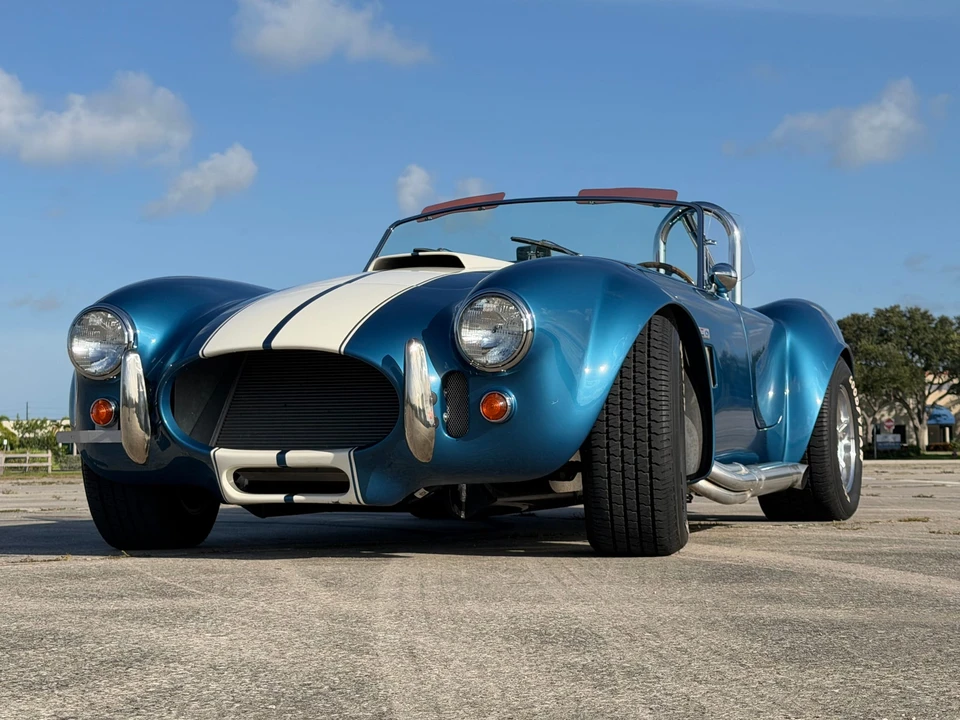 Shelby Cobra Replica - Image 16 of 31