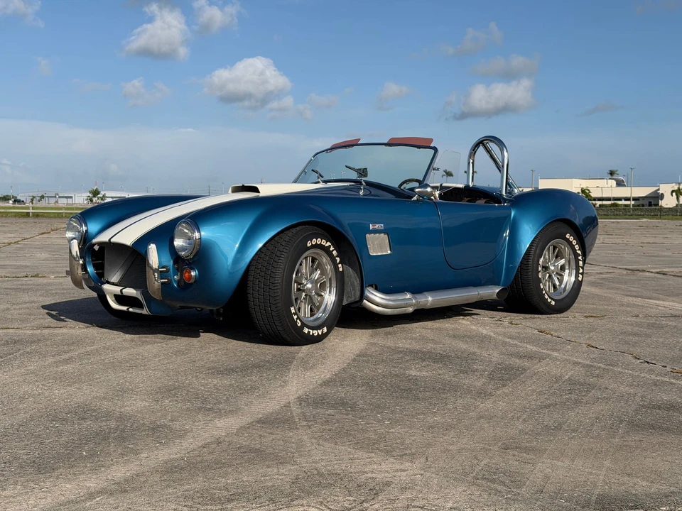 Shelby Cobra Replica - Image 13 of 31