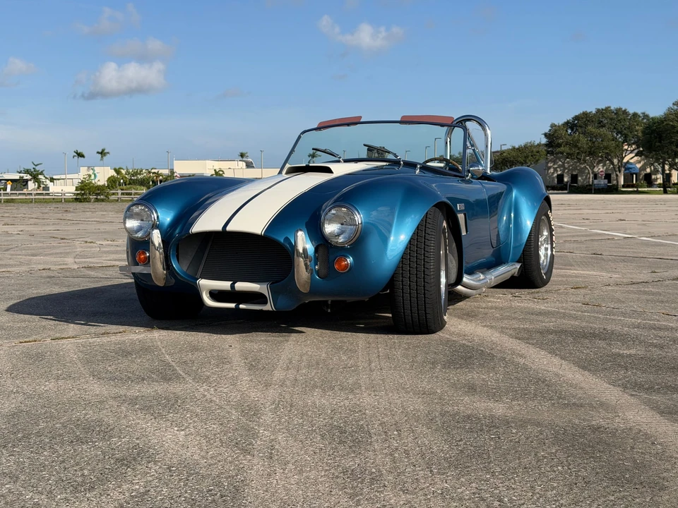 Shelby Cobra Replica - Image 23 of 31