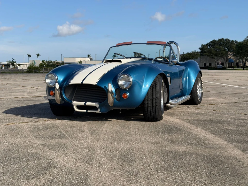 Shelby Cobra Replica - Image 14 of 31