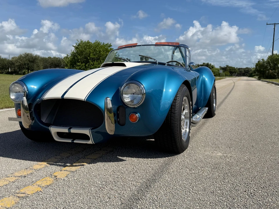 Shelby Cobra Replica - Image 22 of 31