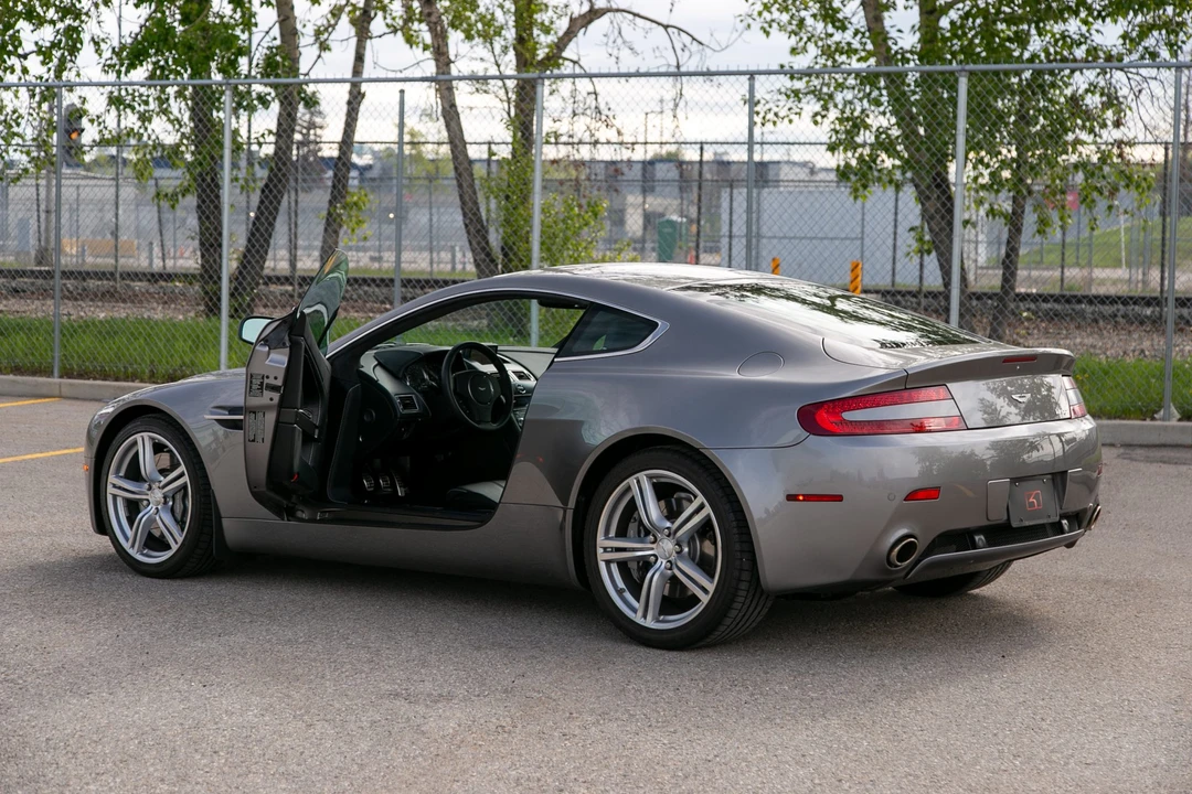 2009 Aston Martin V8 Vantage (2006-2017) - Image 23 of 31