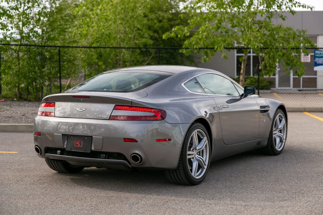 2009 Aston Martin V8 Vantage (2006-2017) - Image 13 of 31