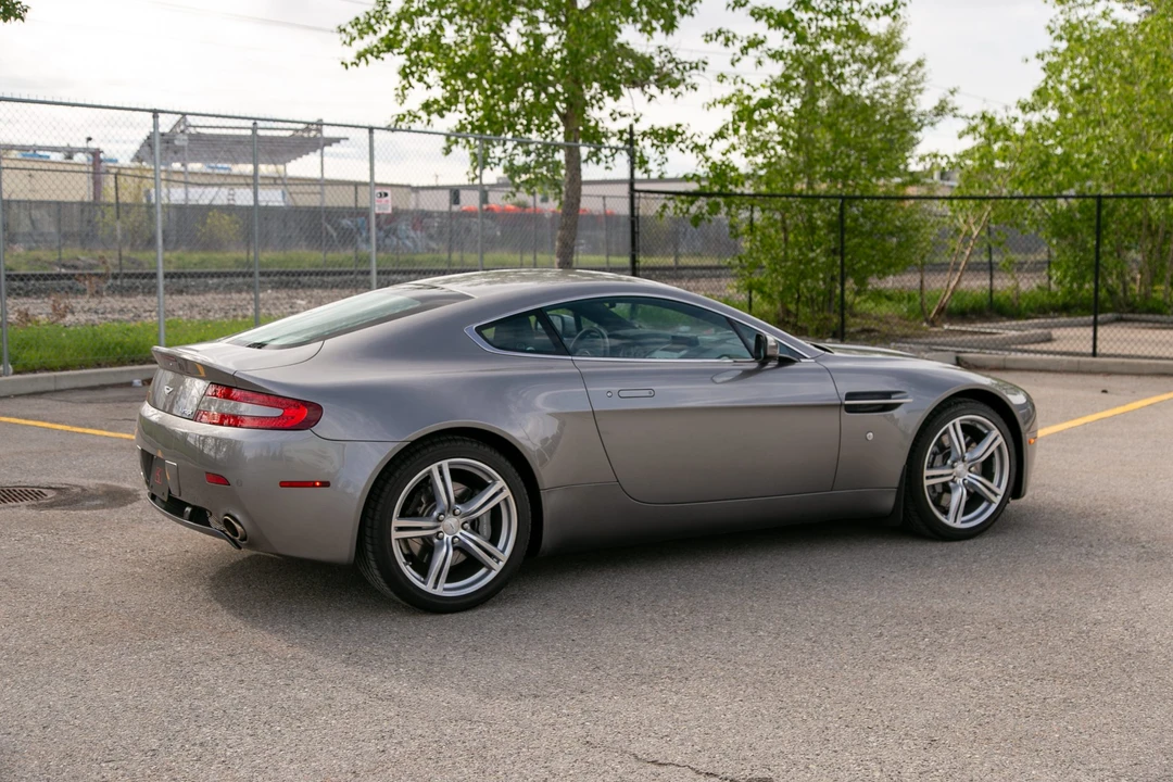 2009 Aston Martin V8 Vantage (2006-2017) - Image 15 of 31