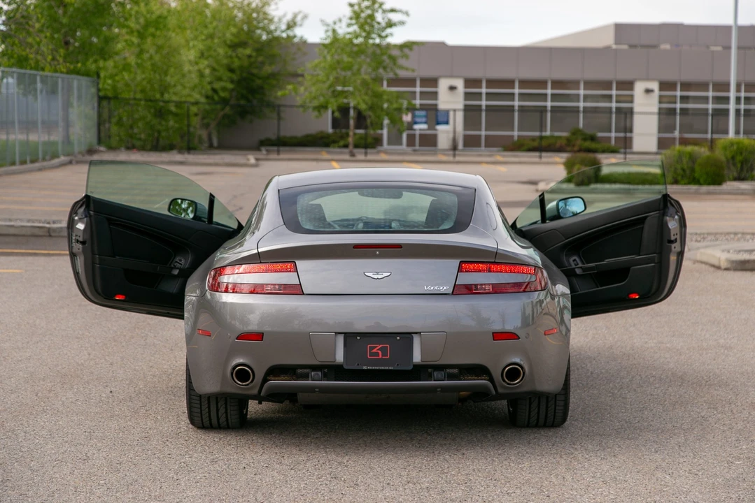 2009 Aston Martin V8 Vantage (2006-2017) - Image 24 of 31