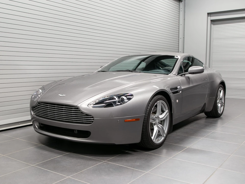 2009 Aston Martin V8 Vantage (2006-2017) - Image 26 of 31