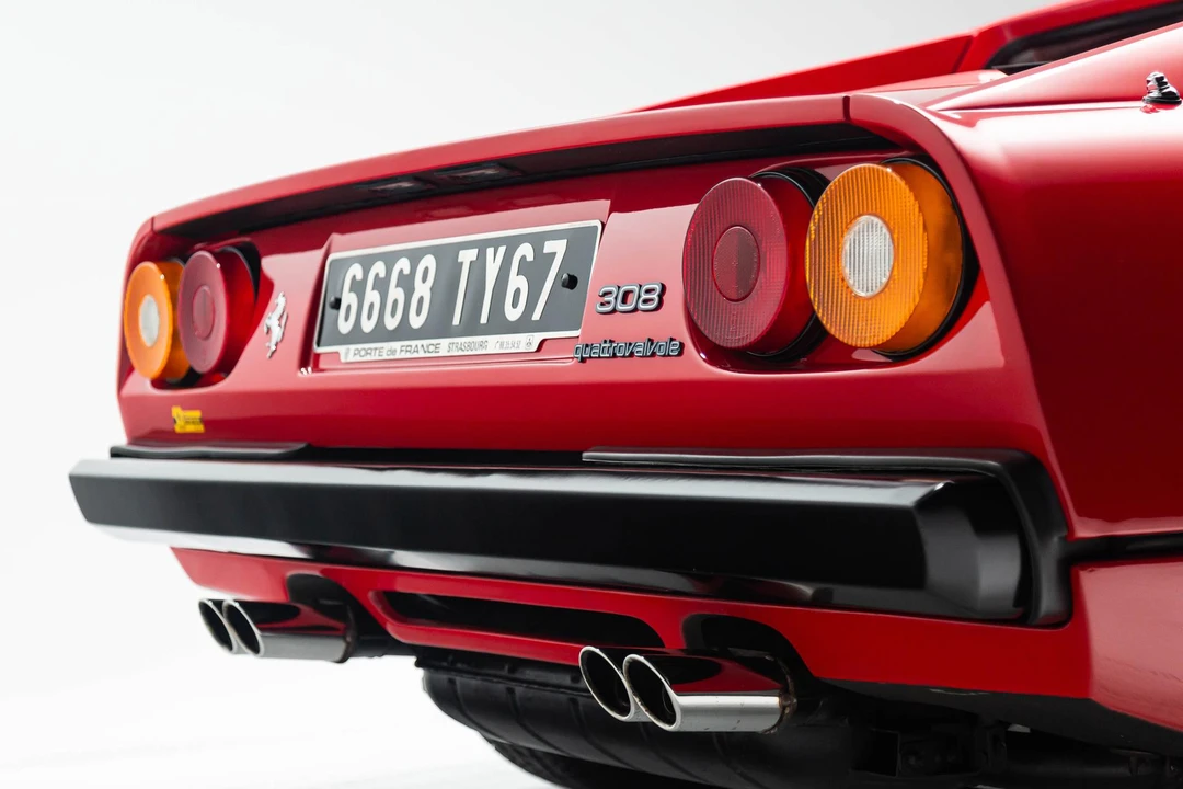 1985 Ferrari 308 GTB QV - Image 13 of 31