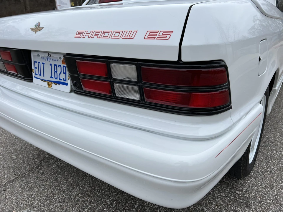 1991 Dodge Shadow - Image 25 of 31
