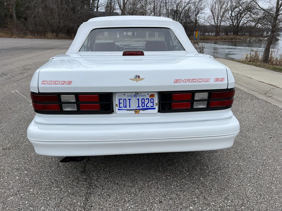 1991 Dodge Shadow - Image 8 of 31