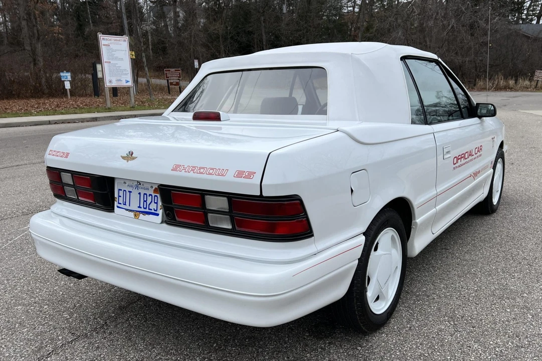 1991 Dodge Shadow - Image 9 of 31