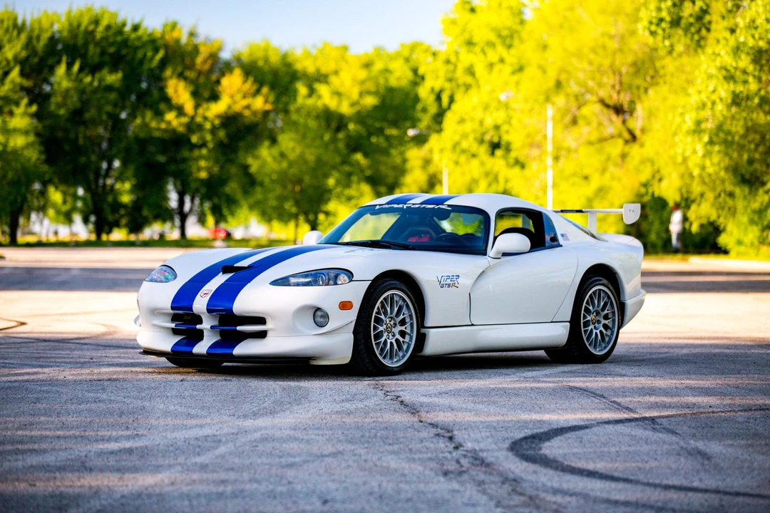 1998 Dodge Viper GTS 2nd Gen - Image 4 of 31