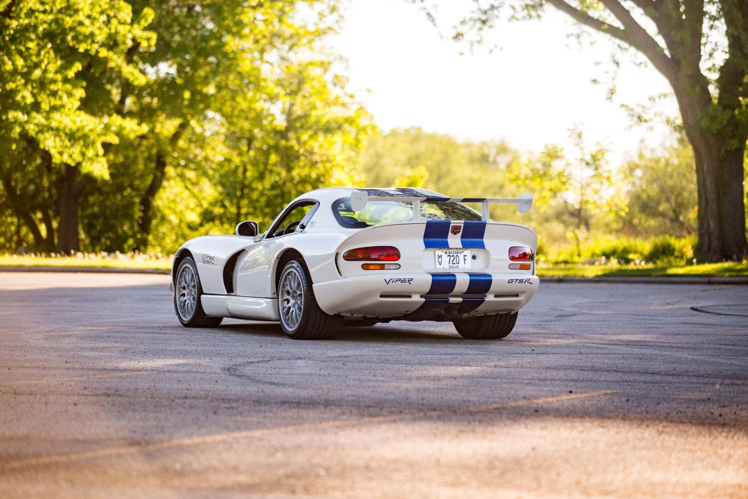 1998 Dodge Viper GTS 2nd Gen - Image 11 of 31