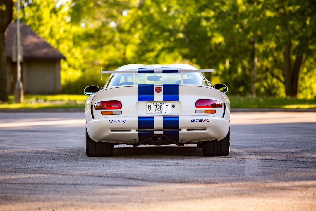1998 Dodge Viper GTS 2nd Gen - Image 12 of 31
