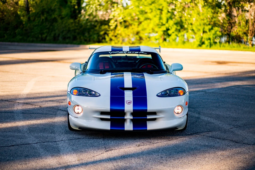 1998 Dodge Viper GTS 2nd Gen - Image 18 of 31