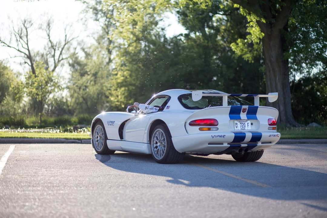 1998 Dodge Viper GTS 2nd Gen - Image 9 of 31