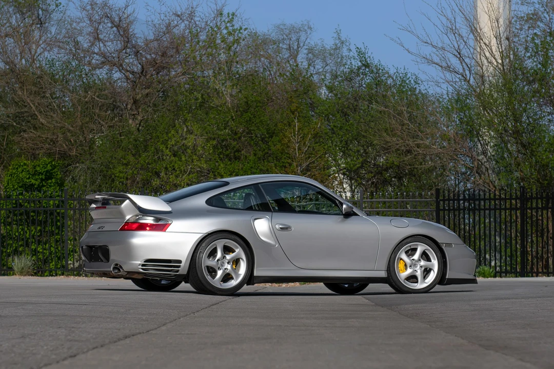 2002 Porsche 996 Turbo - Image 9 of 31