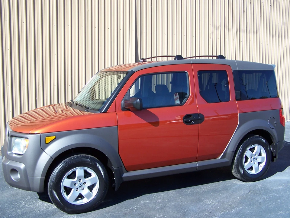 2005 Honda Element - Image 10 of 31