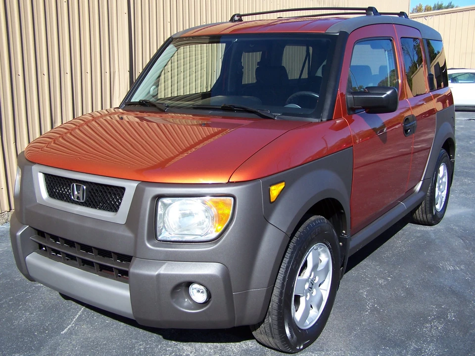 2005 Honda Element - Image 2 of 31