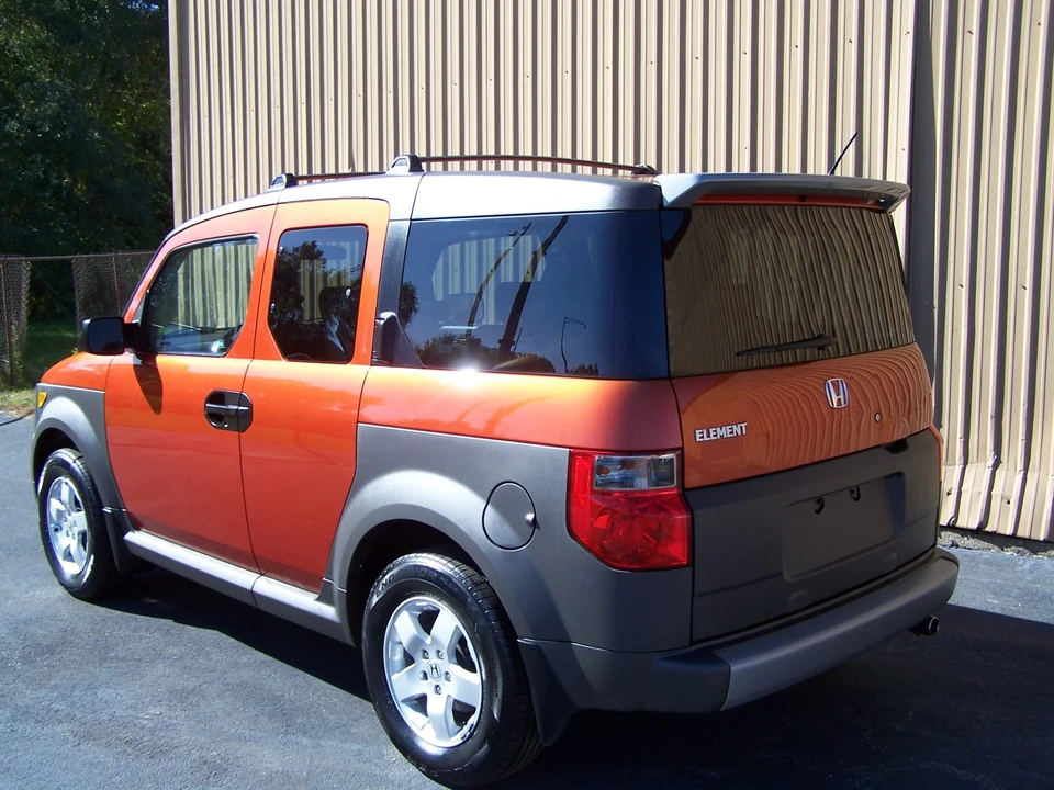 2005 Honda Element - Image 20 of 31